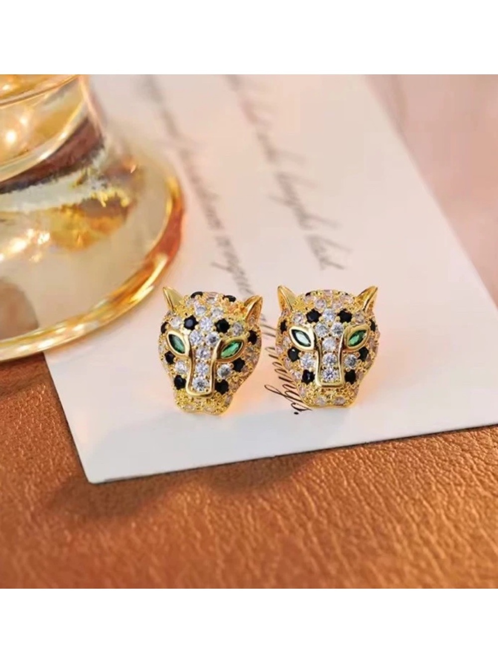 Fashion Jewelry Gold Leopard Head Earrings with Green and Black Accents